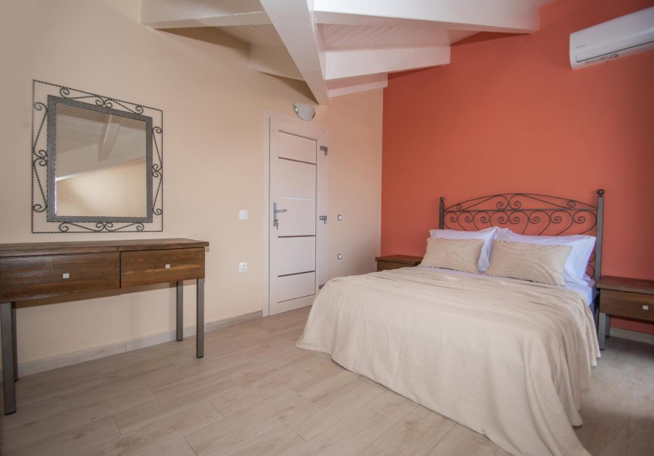 Gold Olive Suites Alykanas  Exterior photo